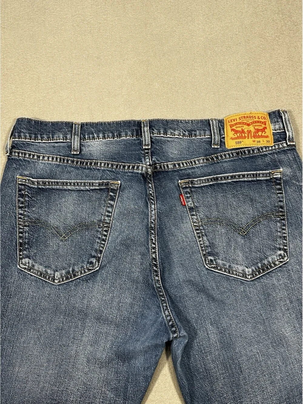 Levis tagged 38x30